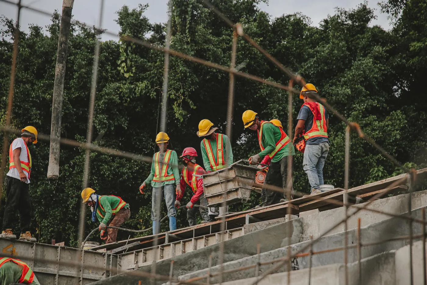 Construction team preparing a roofing project